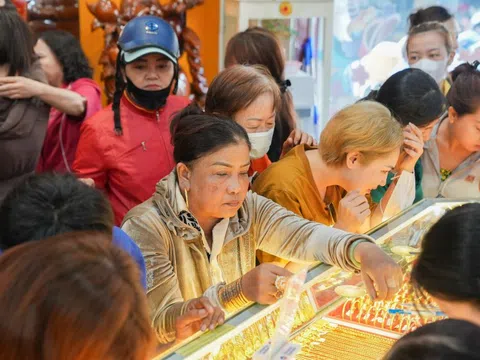 Giá vàng miếng tăng hơn 1 triệu đồng/lượng