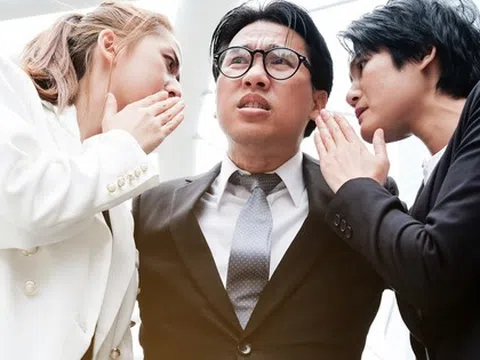 Chuyên gia tâm lý nói thẳng: 6 chủ đề “cấm kị” nơi công sở, dù đồng nghiệp có thân đến mấy cũng không thể chia sẻ kẻo tan tành sự nghiệp!