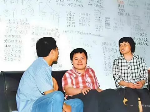 Thiên tài vật lý 17 tuổi được tung hô hết mực, 13 năm sau trắng tay: Ai là người có lỗi?