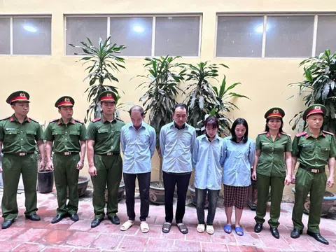Hà Nội: Khởi tố 4 cán bộ nhận hối lộ hơn 1 tỷ đồng