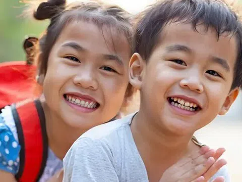 Cha mẹ lười có nuôi dạy được con thành công? Nghiên cứu của Harvard khiến phụ huynh cười toe toét