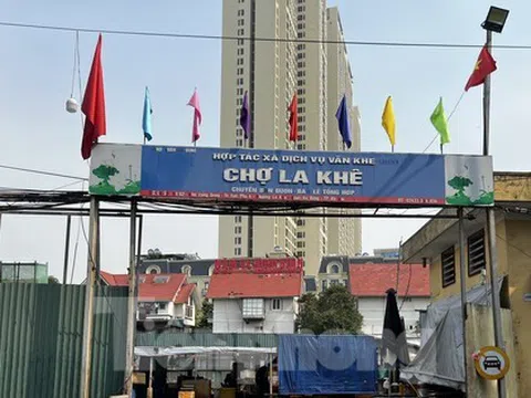 Chủ tịch Hà Nội phê bình Chủ tịch UBND quận Hà Đông do chậm trễ xử lý khu chợ trái phép