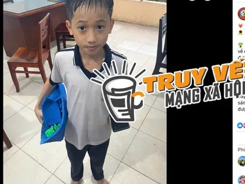 Bất ngờ về hoàn cảnh của cậu bé lớp 4 đội mưa mang trả điện thoại