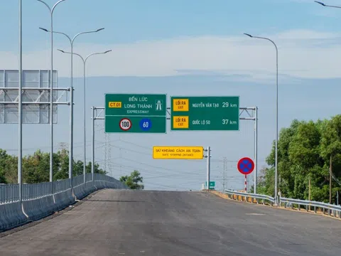 Những biển báo xuất hiện trên cao tốc mà lái mới thường chủ quan