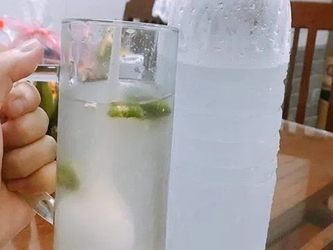 Loại nước trong như nước lọc nhưng ẩn giấu cả kho dinh dưỡng, tốt từ tim đến não, giảm cân, dưỡng da: Người Việt cực ưa