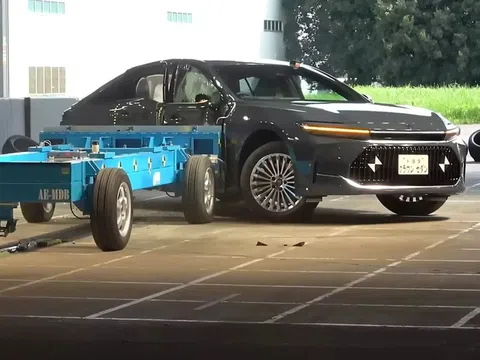 Toyota sở hữu dòng xe an toàn nhất Nhật Bản
