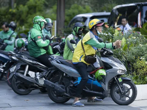 Hãng xe công nghệ 'chạy đua' chuyển đổi xe điện cho tài xế