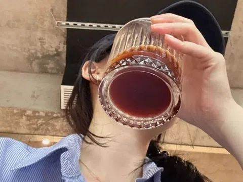 Sáng dậy bụng đói mà uống 5 thứ nước này thì mỡ thừa dày đến đâu cũng “cuốn gói ra đi”