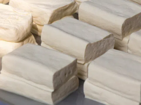Mua đậu phụ nên chọn miếng "ngoài rìa" hay "ở giữa"? Thì ra tôi mắc sai lầm kéo dài hàng chục năm