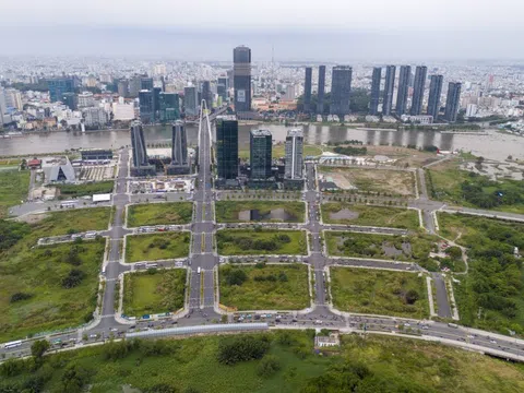 Dời thời gian đấu giá các lô đất ở Thủ Thiêm đến cuối năm
