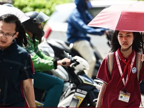 Dự báo thời tiết 10 ngày tới: Hà Nội đón hai đợt nóng bức, mưa nắng đan xen