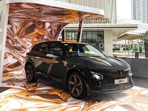 Dấu ấn của VinFast VF 7 tại sự kiện ‘Art in Motion’
