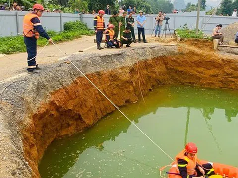 Liên tiếp xuất hiện "hố tử thần" ở Bắc Kạn, chuyên gia khuyến cáo gì?