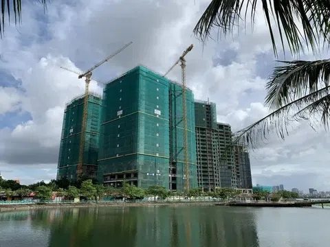 Hơn 300 triệu đồng/m2, chung cư đắt ngang biệt thự, liền kề