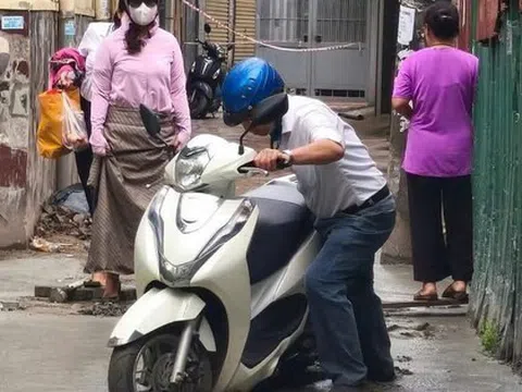 Người đàn ông cố tình đi vào đường mới đổ bê tông có thể bị xử phạt không?