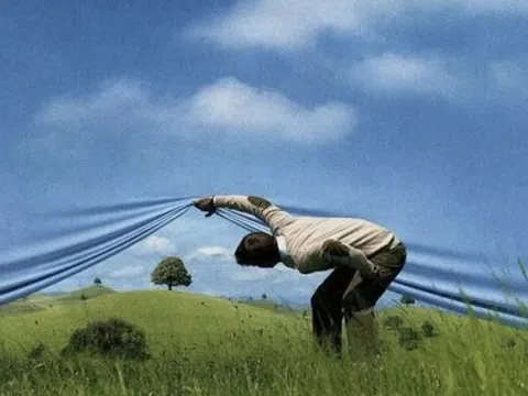 Thô nhưng thật: Tiền không vạn năng, nhưng trong nhà có ‘lương thực’ dư dả thì lòng mới không hoảng loạn