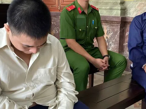 Ngỡ ngàng những điều mà kẻ xưng "cháu quan to” đã làm