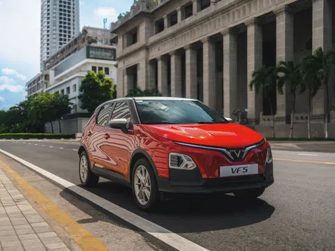 Ôtô điện dẫn đầu top bán chạy, Ford Territory vượt mặt Mazda CX-5