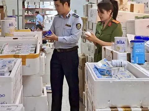 Hà Nội: Thu giữ hàng nghìn hộp sữa bột, thực phẩm chức năng, mỹ phẩm Đức không rõ nguồn gốc