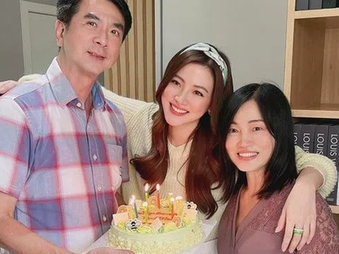 Bố tôi không dạy cách kiếm tiền, nhưng dạy tôi cách tiêu tiền để không bao giờ khổ