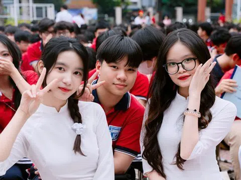 Đây mới là nghề hot nhất hiện nay: Đi học mỗi tháng nhận gần 4 triệu tiền trợ cấp, ra trường còn được ưu tiên xếp lương cao nhất