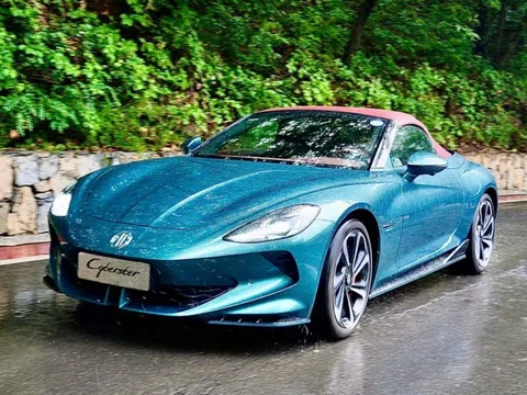 Xe điện MG Cyberster 2026 thêm bản coupe, tăng phạm vi hoạt động