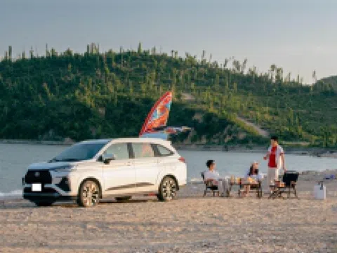 Tiến gần cột mốc 1 triệu xe, Toyota bùng nổ ưu đãi trong tháng 6
