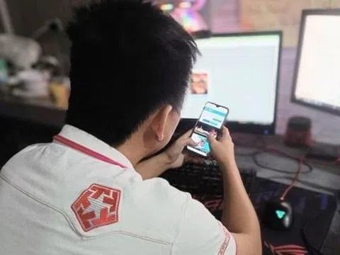 Cậu bé 13 tuổi nạp hơn 267 triệu đồng bái game thủ làm thầy, gia đình đòi hoàn tiền nhưng bị từ chối hoàn đủ 100% vì "Apple thu phí"