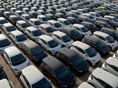 Rủi ro khi 'xe cũ đi 0 km' tràn ngập thị trường Trung Quốc