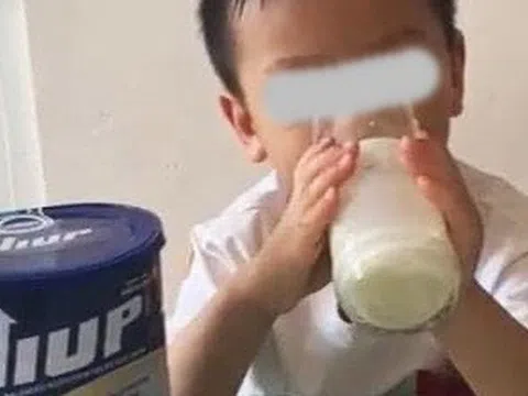 2 năm chi hàng chục triệu mua sữa giả Hiup, mẹ đau đớn hỏi người bán thì chỉ nhận được lời đùn đẩy trách nhiệm cho NSX