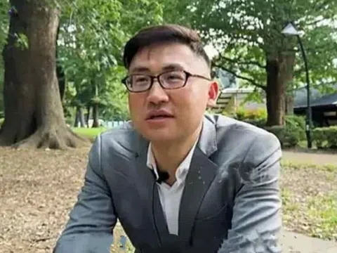 Mượn thẻ tín dụng của bạn rút hơn 145 triệu đồng rồi không trả, người đàn ông bị chủ nợ khởi kiện, tòa án tuyên bố: “Chỉ trả tiền gốc, lãi chủ thẻ tự chịu”