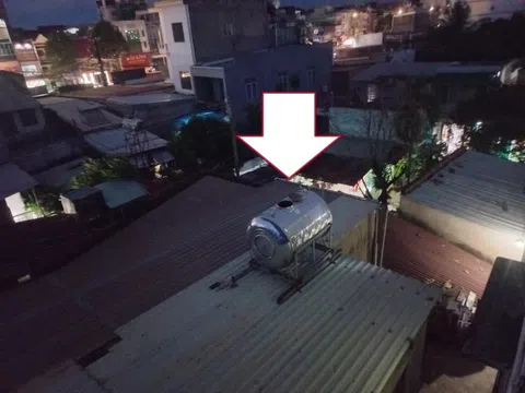 Kinh hãi phát hiện bộ xương người trong bồn nước trên mái nhà ở Biên Hòa: Manh mối từ chiếc ví bí ẩn