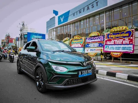 VinFast bán xe kèm pin, dừng chính sách thuê pin tại Indonesia