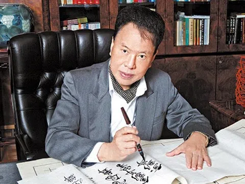 "Kể cả khi phải cọ toilet, tôi cũng cố gắng là người cọ sạch nhất" - Bí quyết làm giàu của tài phiệt Hồng Kong Yu Pang Lin