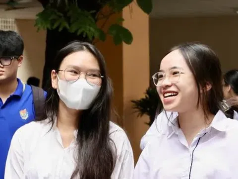 Hôm nay, gần 1,17 triệu thí sinh trên toàn quốc làm thủ tục dự thi Tốt nghiệp THPT 2025