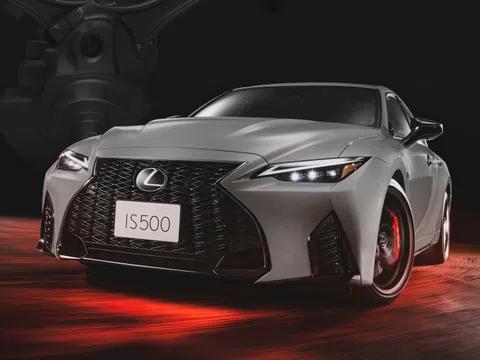 Lexus IS 500 Climax Edition giới hạn 500 chiếc tại Nhật Bản