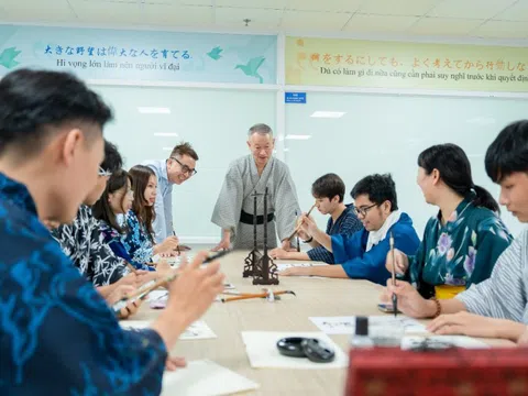 Sinh viên Chương trình Việt - Nhật HUTECH “xuất ngoại” thực tập hưởng lương