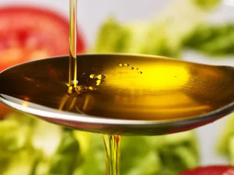 Không chỉ dầu ăn cho vật nuôi, 3 loại dầu ăn nguy hiểm sau này vẫn đang hiện diện trong bữa cơm nhiều nhà