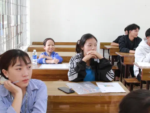 Nguyễn Văn Thiện - ‘dũng sĩ tí hon’ giữa Kỳ thi tốt nghiệp THPT