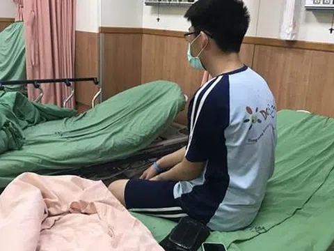 Trộm thẻ tín dụng của bố để mua "bánh quy giảm cân", nam sinh 13 tuổi nhận kết đắng