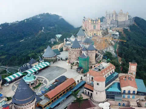 Bà Nà Hills lãi tiền tỷ mỗi ngày