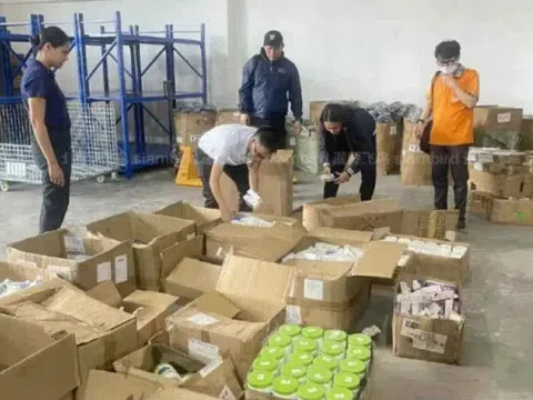 Đột kích 1 kho hàng thương mại điện tử, cảnh sát triệt phá đường dây buôn bán mỹ phẩm Cetaphil, CeraVe giả trị giá hơn 3 tỷ đồng, tịch thu hơn 6.000 sản phẩm