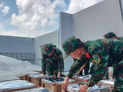 Cận cảnh trận địa pháo hoa mừng hợp nhất Cà Mau - Bạc Liêu tối nay
