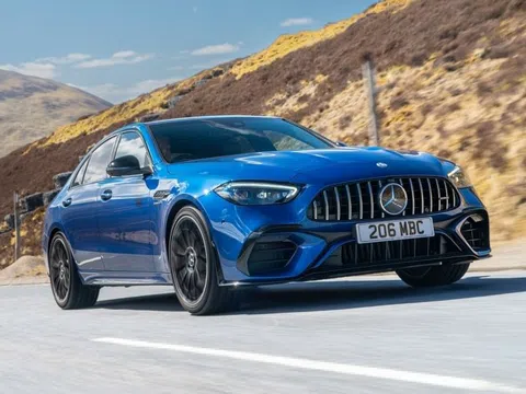 Mercedes-AMG thừa nhận thất bại với động cơ 4 xy-lanh