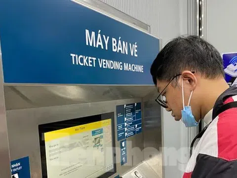 Mua vé tự động đi metro TPHCM bị trả lại tiền liên tục, người dân cần lưu ý gì?