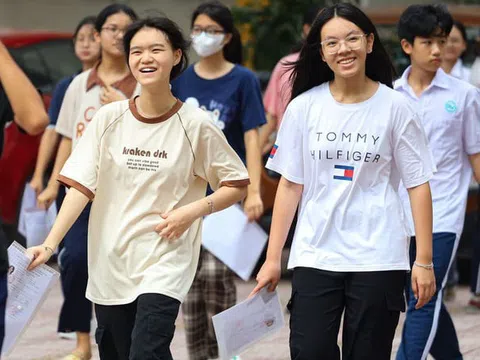 Chưa tới 1 điểm/môn đã đỗ vào lớp 10 công lập 2025