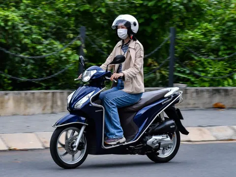 Cẩn thận bị phạt tiền khi đội nón bảo hiểm giá rẻ, kém chất lượng