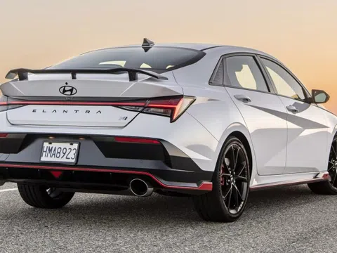Hyundai chưa từ bỏ xe xăng hiệu suất cao