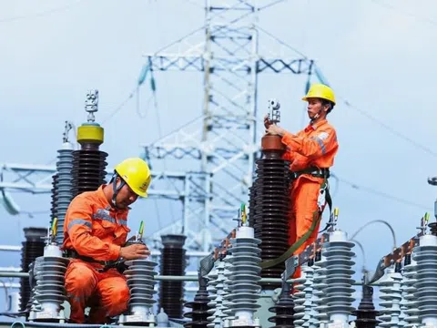 EVNNPC tinh gọn đến cấp cơ sở, tiếp tục nâng cao hiệu quả vận hành, dịch vụ khách hàng