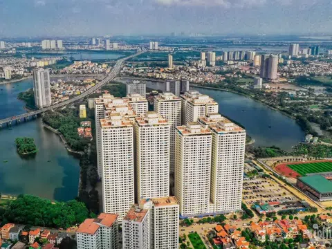 'Thị trường bất động sản có thể dư thừa nguồn cung'